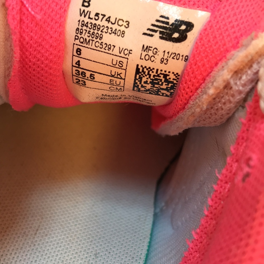 COPY - pink new balance 574 size 6 - Picture 6 of 7